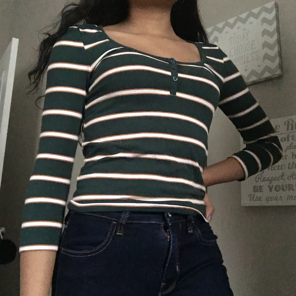 Striped Green Scoop Neck 3/4 Top